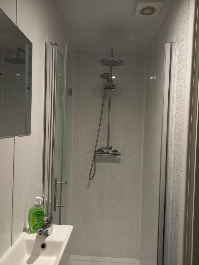 Clazzers Apartment 3 บริดลิงตัน ภายนอก รูปภาพ